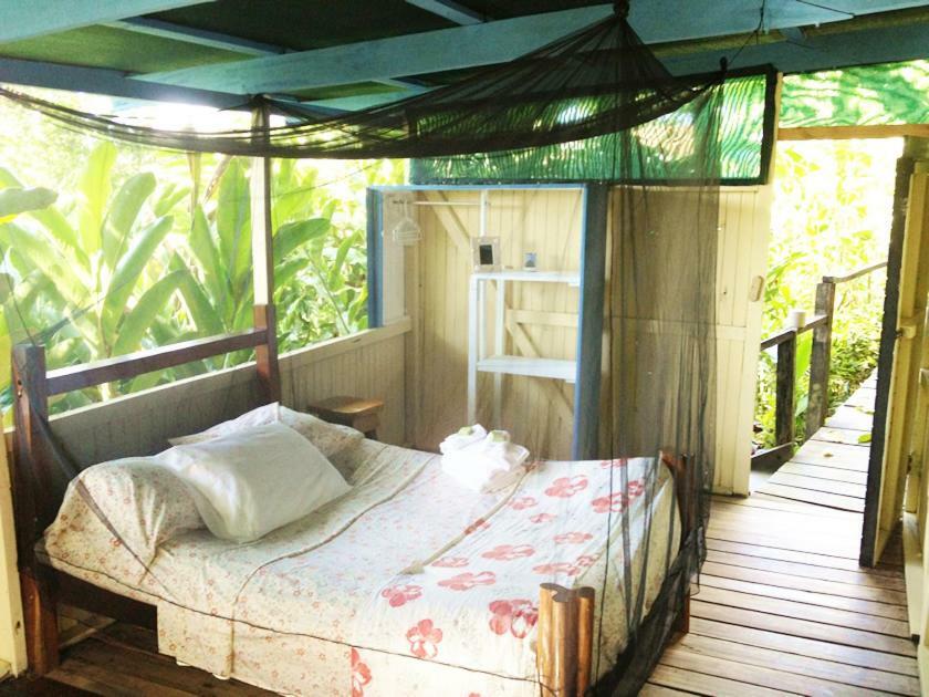 Lookout Inn Beach Rain-Forest Eco Lodge Carate エクステリア 写真